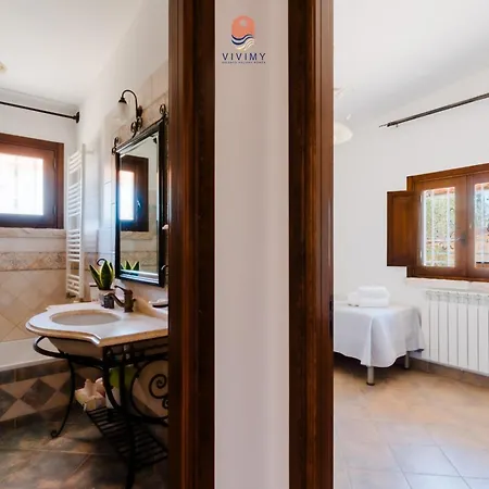Villa Del Sole By Vivimy Taviano (Lecce)